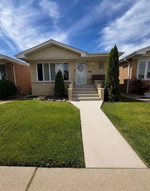 7041 W 64th St, Chicago, IL 60638