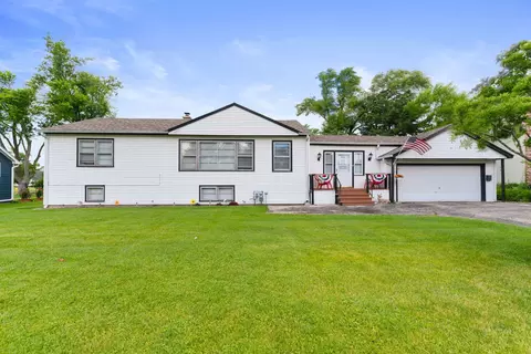 6918 Parkside Ave, Countryside, IL 60525