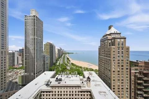 159 E Walton Pl #22A, Chicago, IL 60611 photo 10