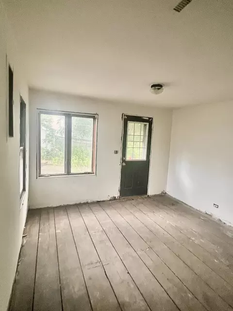 80 Cathryn St, Fox Lake, IL 60020 photo 3