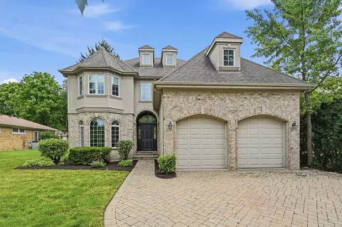 5705 S Elm St, Hinsdale, IL 60521