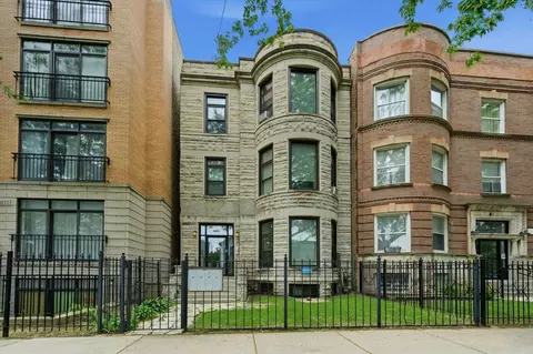 4030 S Indiana Ave, Chicago, IL 60653