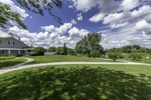 Exterior - 2896 Falling Waters Ln, Lindenhurst, IL 60046 photo 5 of 9