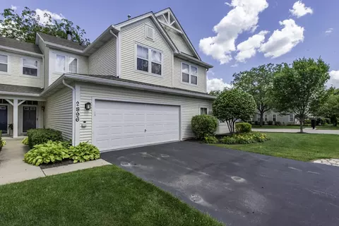 2896 Falling Waters Ln, Lindenhurst, IL 60046