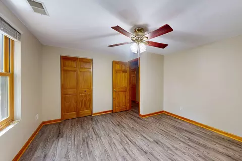 Bedroom - 845 Red Barn Ln, Elgin, IL 60124 photo 7 of 7