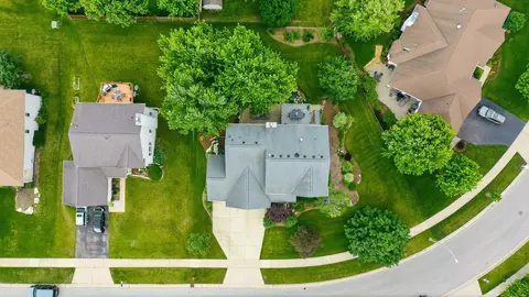 View/Area - 845 Red Barn Ln, Elgin, IL 60124 photo 3 of 7
