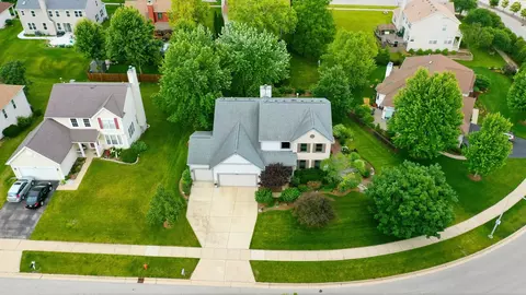 View/Area - 845 Red Barn Ln, Elgin, IL 60124 photo 6 of 7