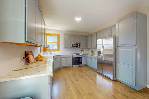 Kitchen - 845 Red Barn Ln, Elgin, IL 60124 photo 1 of 2