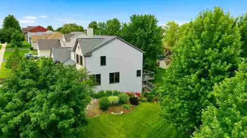 View/Area - 845 Red Barn Ln, Elgin, IL 60124 photo 2 of 7