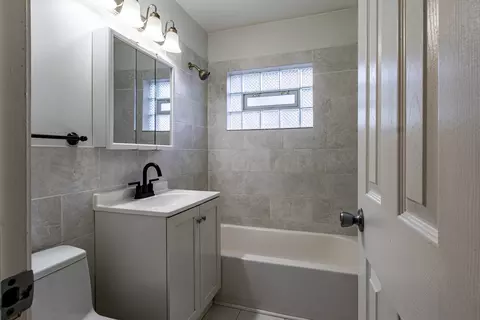 1420 N Harlem Ave #E, River Forest, IL 60305 photo 8