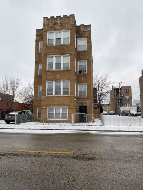 340 S Homan St, Chicago, IL 60624