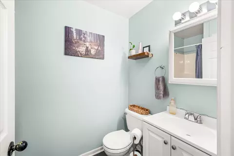 Bath - 414 Flanagan Cir #B, Minooka, IL 60447 photo 1 of 3