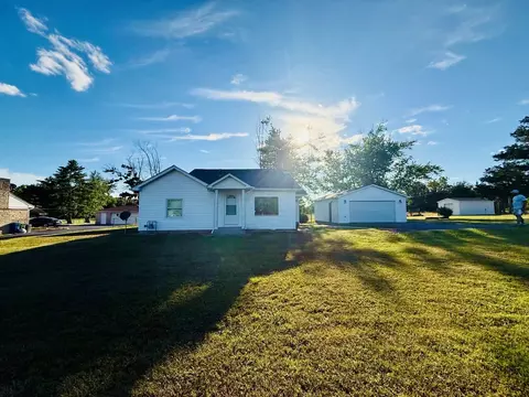 17695 Route 37 Hwy, Johnston City, IL 62951