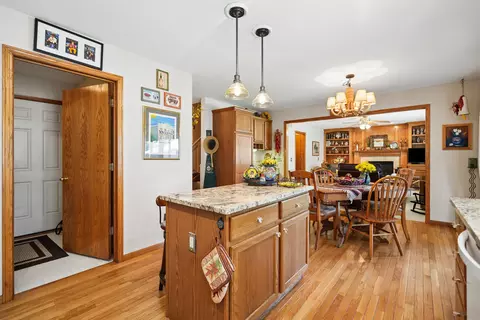 Kitchen - 401 S 8th Ave, Eldridge, IA 52748 photo 1 of 3