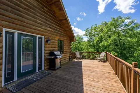 Exterior - 17 Deer Run Rd, Orion, IL 61273 photo 3 of 10
