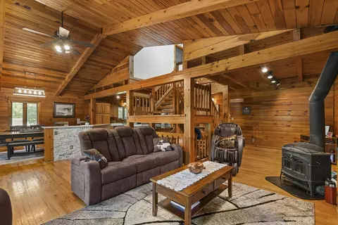 Living - 17 Deer Run Rd, Orion, IL 61273 photo 2 of 2