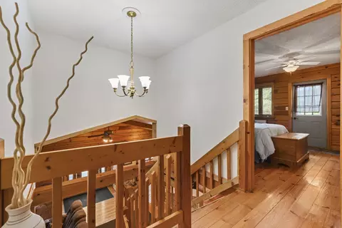 Entry Way - 17 Deer Run Rd, Orion, IL 61273 photo 3 of 4