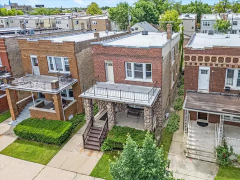 4935 W Henderson St, Chicago, IL 60641