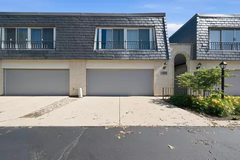 4042 Trafalgar Ln #4042, Oak Lawn, IL 60453