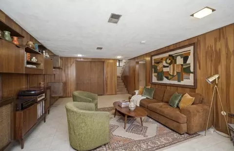 Other - 905 Long Rd, Glenview, IL 60025 photo 8 of 10