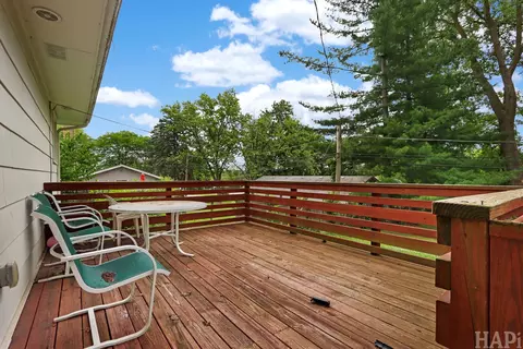 Exterior - 4209 Ponca St, Mchenry, IL 60050 photo 5 of 6