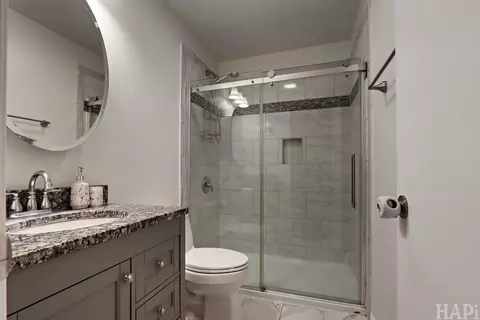 Bath - 4209 Ponca St, Mchenry, IL 60050 photo 1 of 1