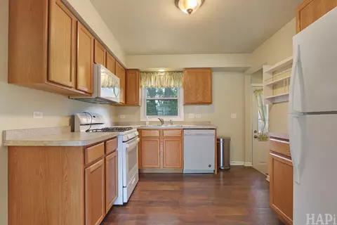 Kitchen - 4209 Ponca St, Mchenry, IL 60050 photo 1 of 1