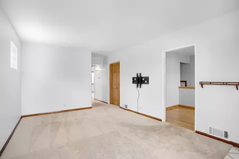 Living - 2217 Keystone Ave, North Riverside, IL 60546 photo 4 of 4