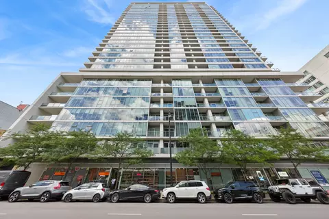 1720 S Michigan Ave #2301, Chicago, IL 60616