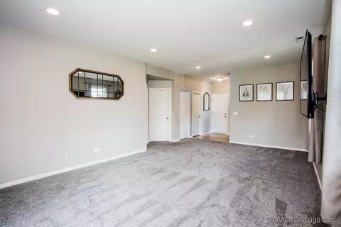 Living - 1416 Draper Rd, Mchenry, IL 60050 photo 6 of 7