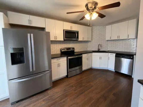 Kitchen - 1622 Bensington Ct, Normal, IL 61761 photo 1 of 2