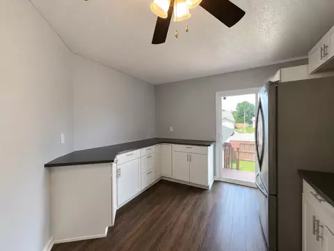 Kitchen - 1622 Bensington Ct, Normal, IL 61761 photo 2 of 2
