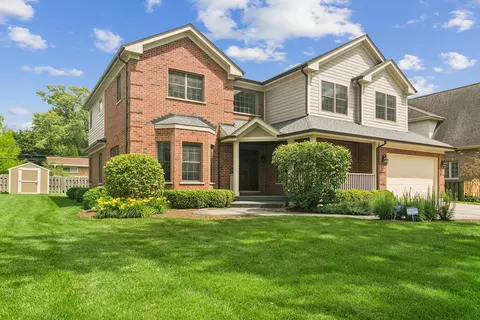 1401 N Illinois Ave, Arlington Heights, IL 60004