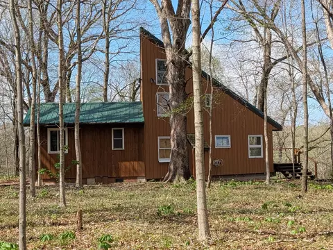 15018 N 630 East Rd, Fairmount, IL 61841