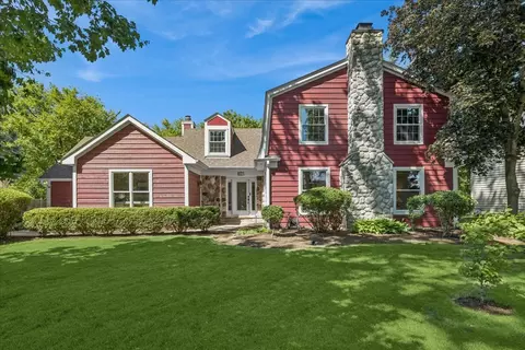 441 Appley Ave, Libertyville, IL 60048