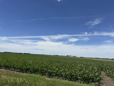 000 2120th Ave N, Atkinson, IL 61235