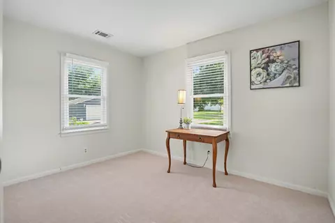 Bedroom - 4612 26th Ave, Moline, IL 61265 photo 3 of 4