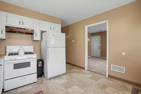 Entry Way - 4612 26th Ave, Moline, IL 61265 photo 1 of 2