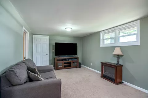 Living - 300 W Spring St, Eldridge, IA 52748 photo 2 of 2
