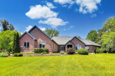 11905 Kingston Pl, Algonquin, IL 60102