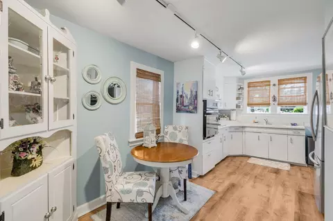Kitchen - 7522 Arlene Ave, Willowbrook, IL 60527 photo 2 of 2