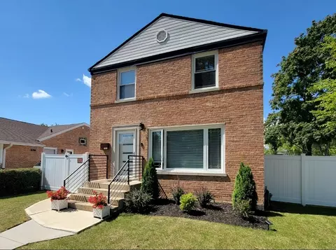 444 N Irving Ave, Hillside, IL 60162
