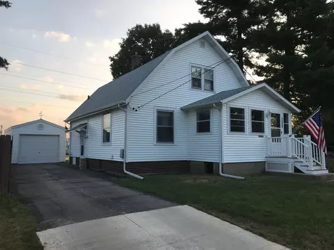 1406 W Columbia Ave, Champaign, IL 61821
