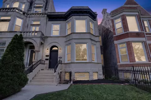 6348 S Greenwood Ave, Chicago, IL 60637