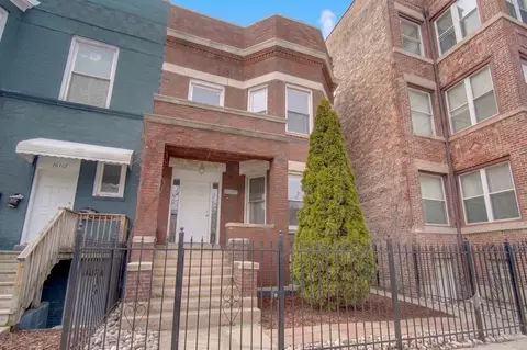 6520 S Ellis Ave, Chicago, IL 60637