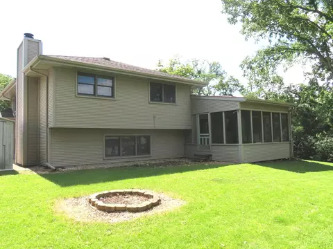 Exterior - 116 Crabapple Ln, Morris, IL 60450 photo 4 of 7