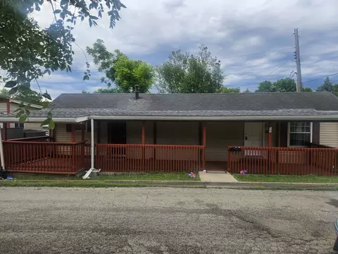 1147 Rural St #17, Aurora, IL 60505