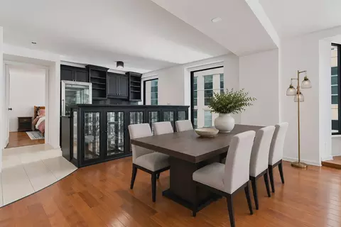 Dining - 40 E Delaware Pl #1502, Chicago, IL 60611 photo 1 of 1