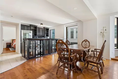 Dining - 40 E Delaware Pl #1502, Chicago, IL 60611 photo 1 of 1