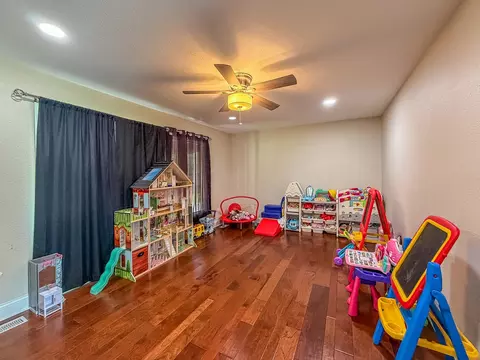 Living - 400 W Wing St, Bement, IL 61813 photo 6 of 6
